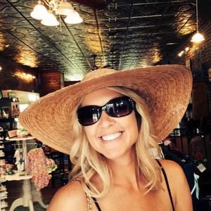 Meet your Posher, Sonia